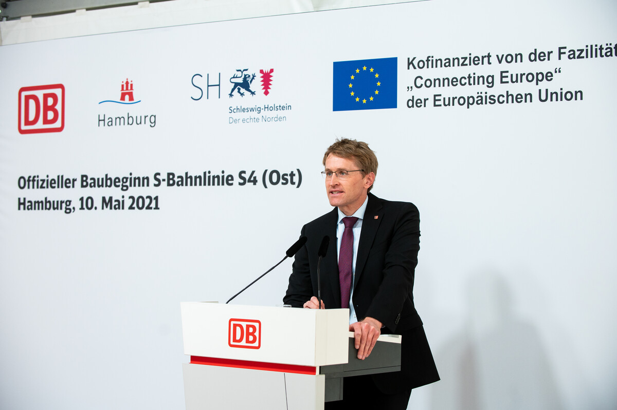 Daniel Günther at the groundbreaking ceremony